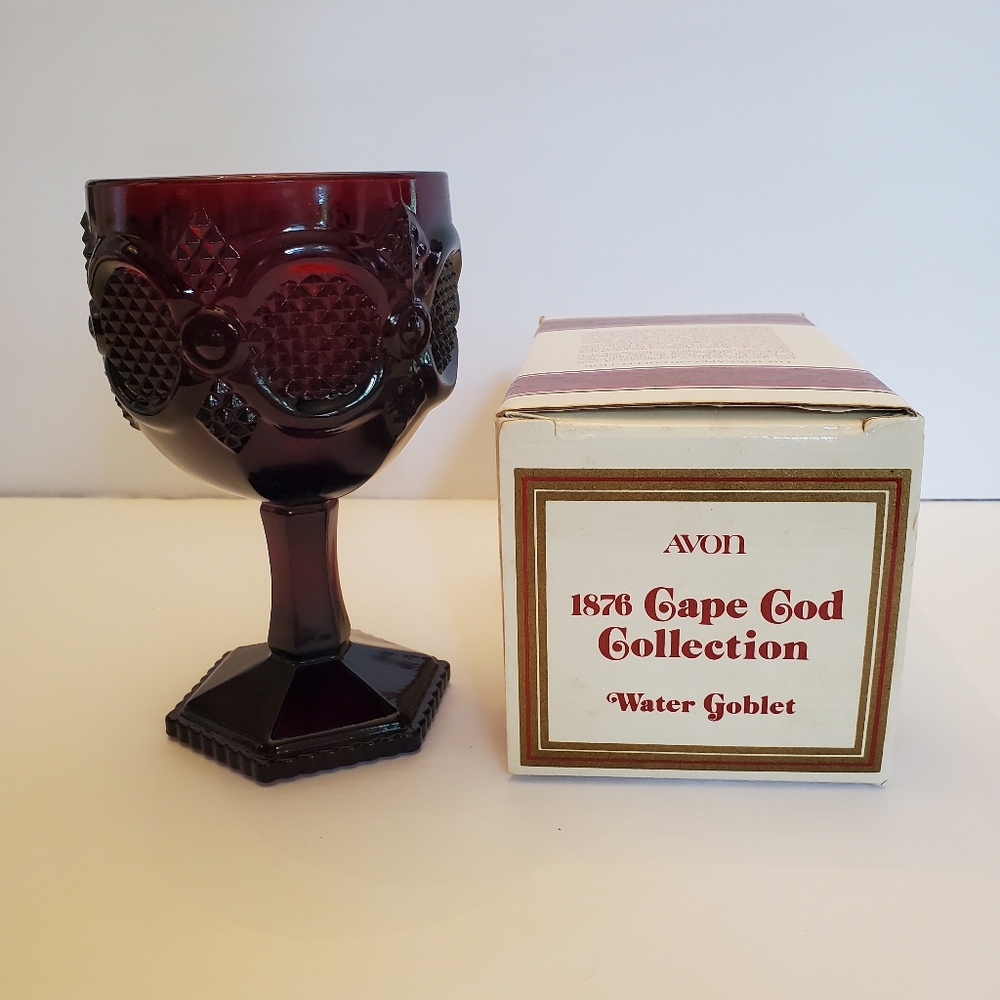 1982 Avon Cape Cod ruby glass goblet - Picture 5 of 5